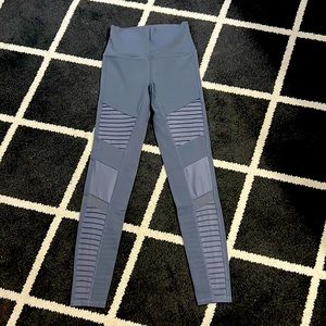Like new ALO moto leggings